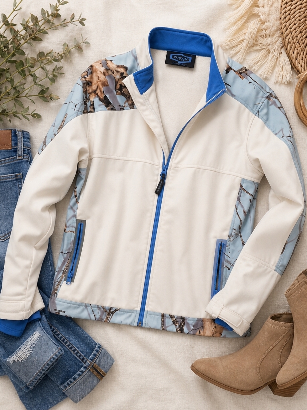Yukon Gear Softshell Jacket Camo Trim L/G